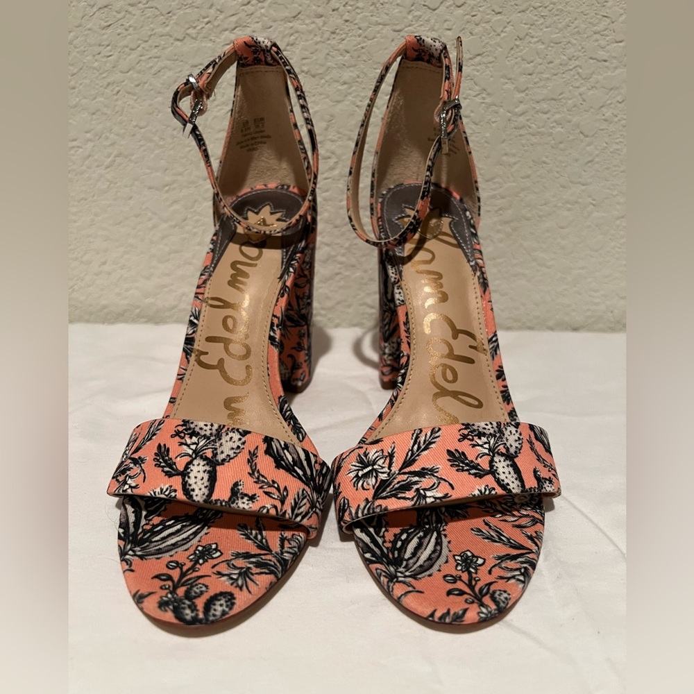 Sam Edelman Women's Cactus Print Heels - Coral and Black. New without box.
